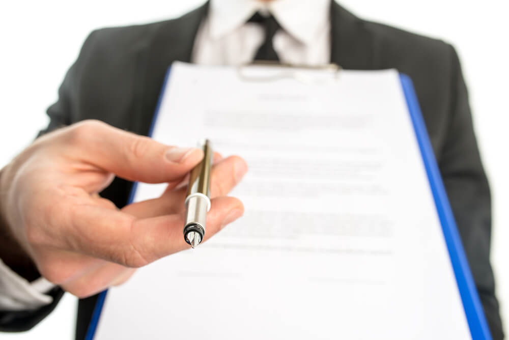 Shipping exec who felt pressured to retire wins $230000 judgment - Lawyerly