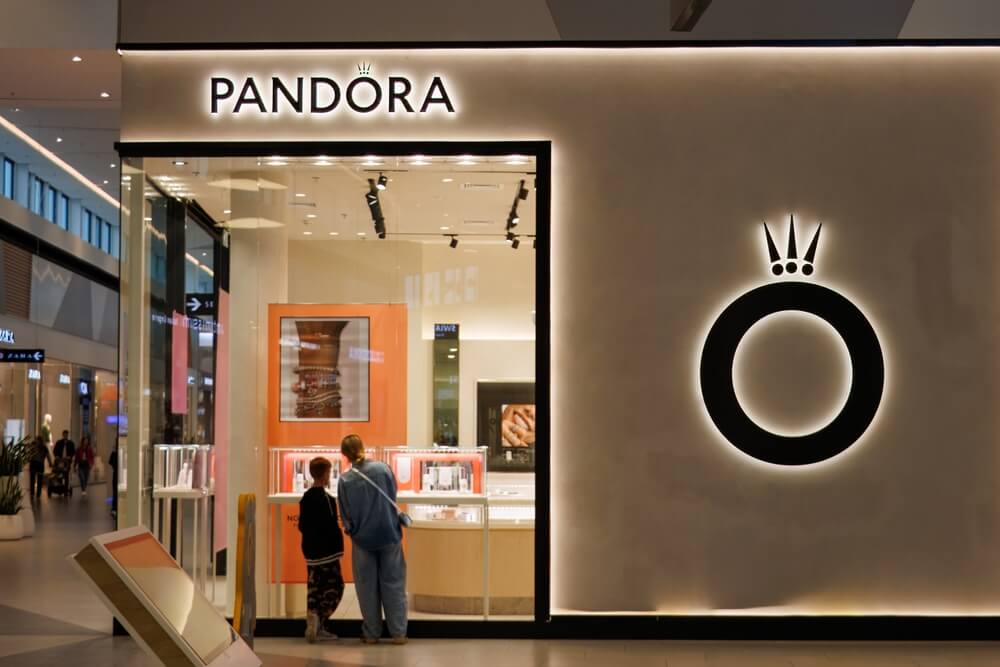Pandora ordered to pay $470K to ex-franchisee over email scam